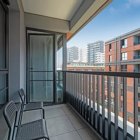 Apartamento Doki Living By Blue Mandarin Parking & Foodhall
