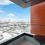 Doki Living By Blue Mandarin Parking & Foodhall Gdansk