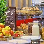Doki Living By Blue Mandarin Parking & Foodhall Apartamento