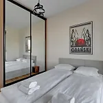 Apartamento Doki Living By Blue Mandarin Parking & Foodhall