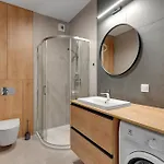 Doki Living By Blue Mandarin Parking & Foodhall Apartamento
