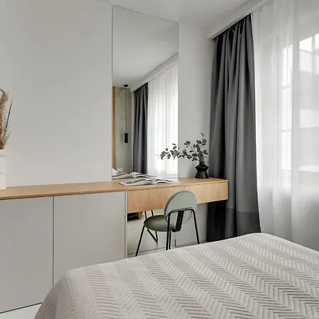 Doki Living By Blue Mandarin Parking & Foodhall Apartmán