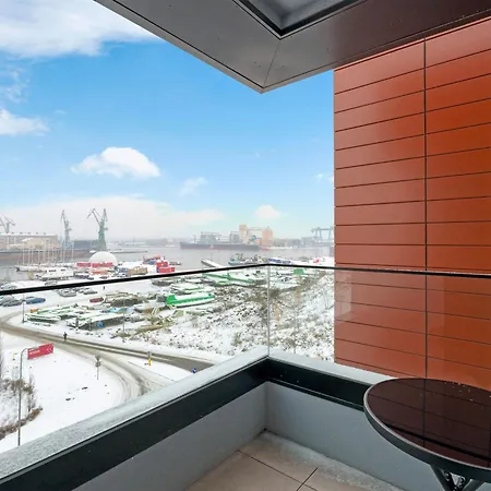 Doki Living By Blue Mandarin Parking & Foodhall Gdansk