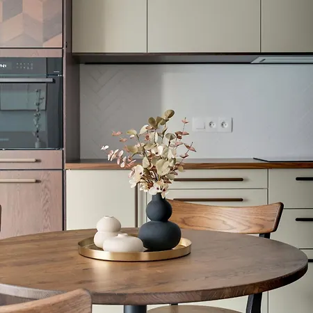 Doki Living By Blue Mandarin Parking & Foodhall Apartmán *