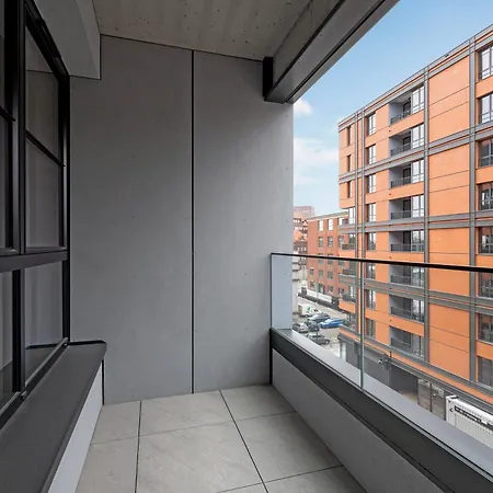 Apartment Doki Living By Blue Mandarin Parking & Foodhall