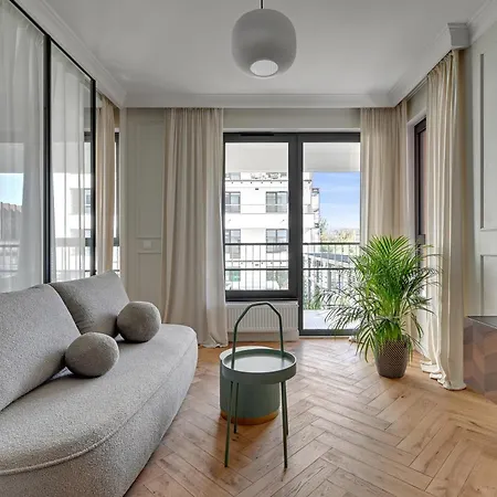 Doki Living By Blue Mandarin Parking & Foodhall Apartmán *