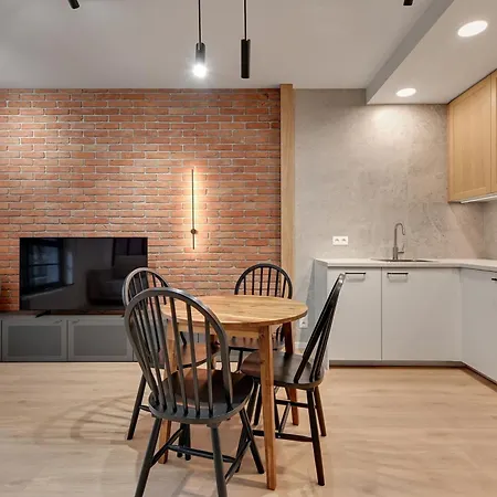 Apartmán Doki Living By Blue Mandarin Parking & Foodhall