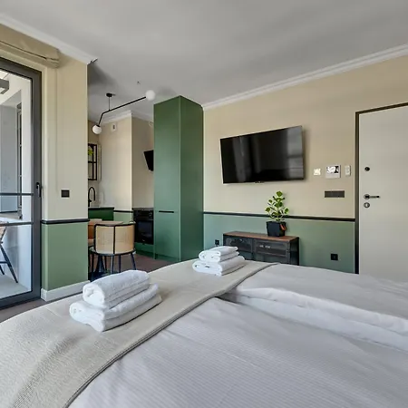 Doki Living By Blue Mandarin Parking & Foodhall Apartmán *