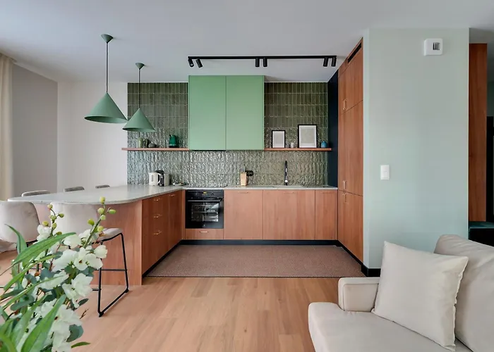 Doki Living By Blue Mandarin Parking & Foodhall Gdańsk