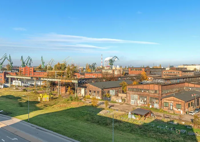 Doki Living By Blue Mandarin Parking & Foodhall Gdańsk