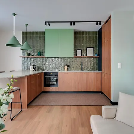 Doki Living By Blue Mandarin Parking & Foodhall Gdansk