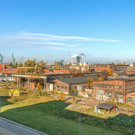 Doki Living By Blue Mandarin Parking & Foodhall Gdansk