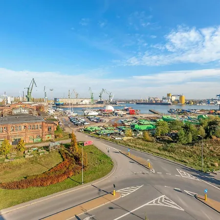 Doki Living By Blue Mandarin Parking & Foodhall Gdansk